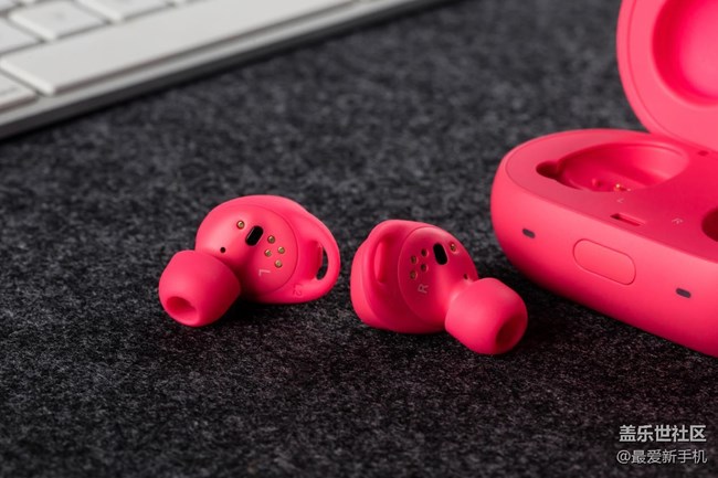 Gear iconx2018真無線耳機中的體力王