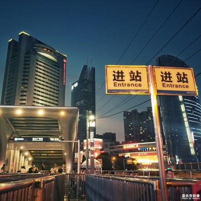 這個(gè)夏天，我在武漢等你·曇華林夜