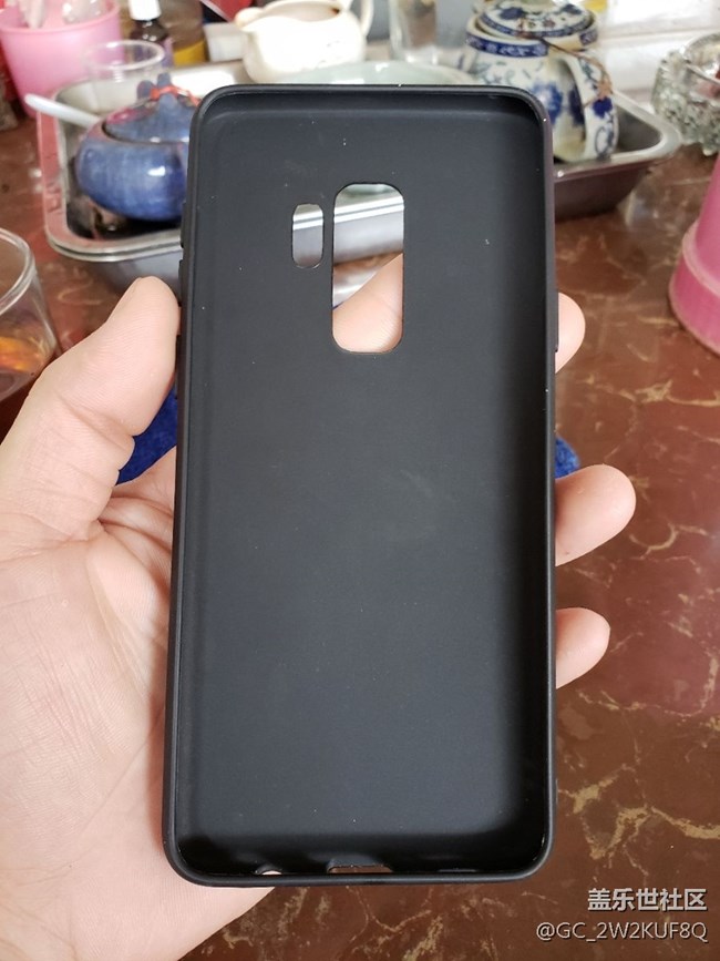 發(fā)熱跟殼還是有點(diǎn)關(guān)系的