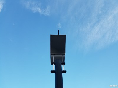 晴空萬里，