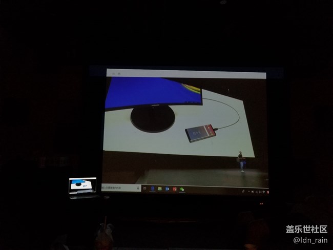 【活動(dòng)回顧】三星NOTE9-上海星部落轟趴館看紐約發(fā)布會(huì)直播 【活動(dòng)回顧】三星NOTE9-上海星部落轟趴館看紐約發(fā)布會(huì)直播