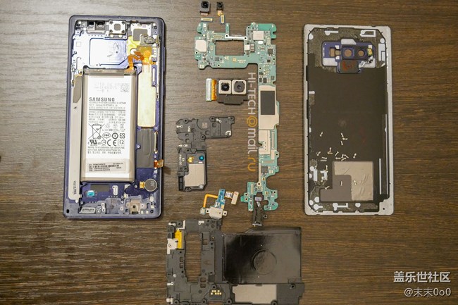 三星蓋樂世Note9拆解對比上代Note8