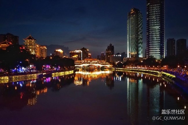 更新了8.0，相機(jī)果然廢了