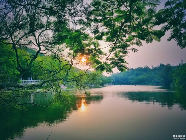 【114期：三星純粹呈現(xiàn) 華晨宇鳥巢演唱會(huì)High翻天】