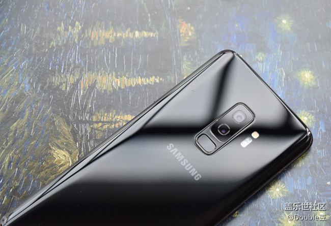 三星Galaxy S9+外觀鑒賞：精致是與生俱來的氣質(zhì)！