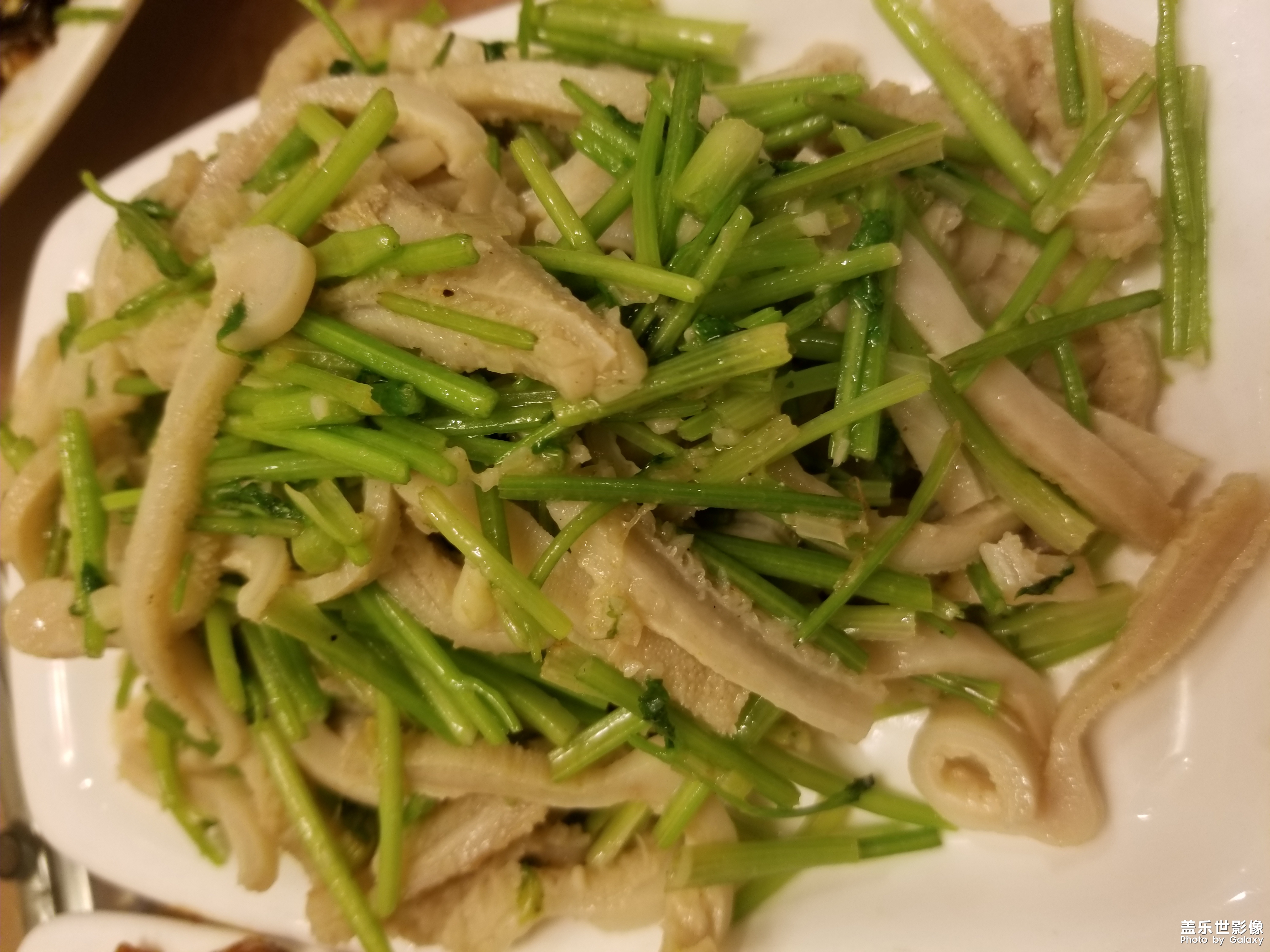 聚餐