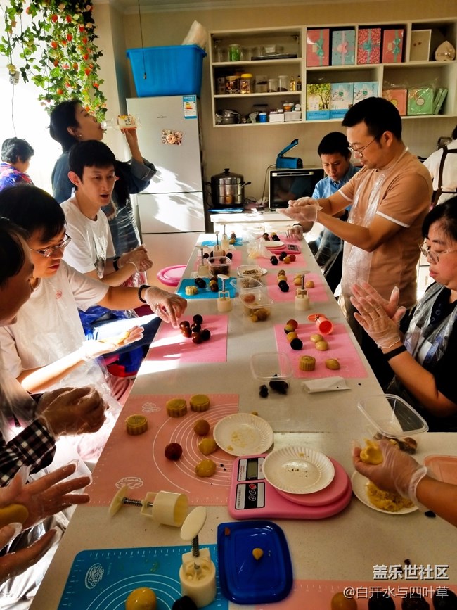 和社區(qū)一起過中秋