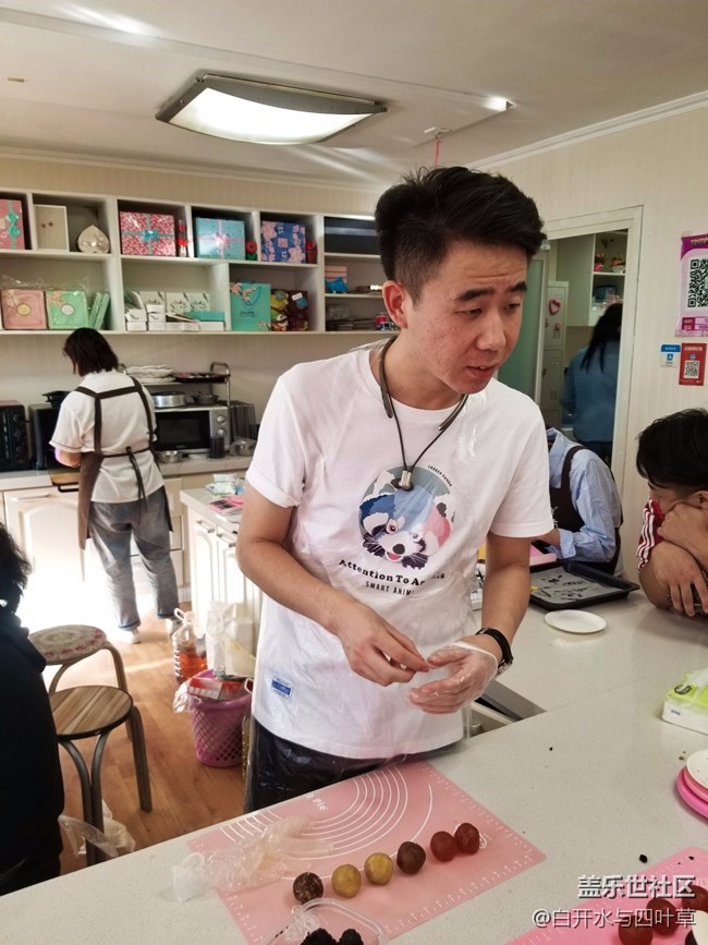 和社區(qū)一起過中秋