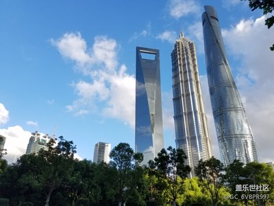 上海陸家嘴，相機(jī)還是很給力的，天氣也特別好