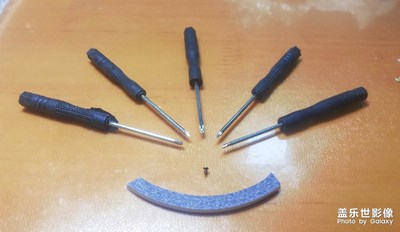 發(fā)現(xiàn)個副業(yè)，維修手機