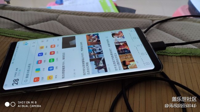 美滋滋。售后免費(fèi)換屏了。