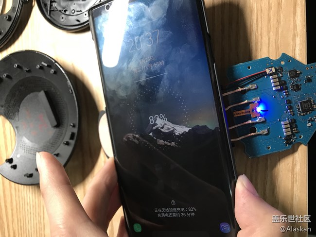 【拆解】三星第三代無線充電器拆解