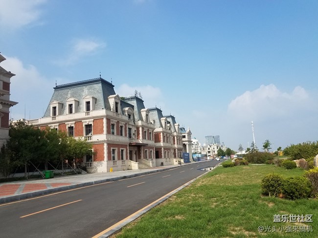 再發(fā)幾張試試是否圖片反轉(zhuǎn)！