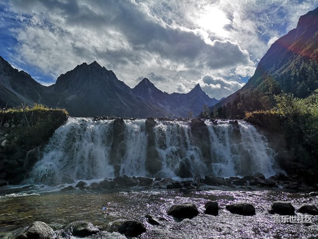 今年一年用的旗艦手機感受。