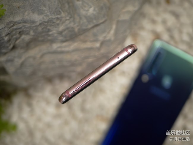 年輕時尚的新寵兒 三星Galaxy A9s美圖賞