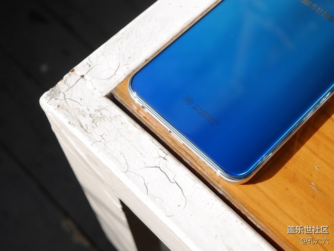 外觀精致手感細(xì)膩 三星Galaxy A6s美圖賞 外觀精致手感細(xì)膩 三星Galaxy A6s美圖賞