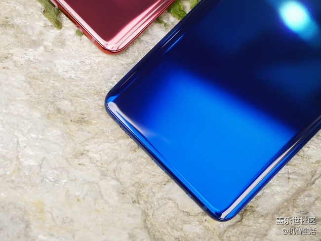 年輕時尚的新寵兒 三星Galaxy A9s美圖賞