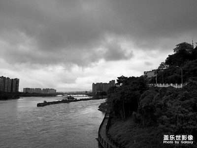 云下之河