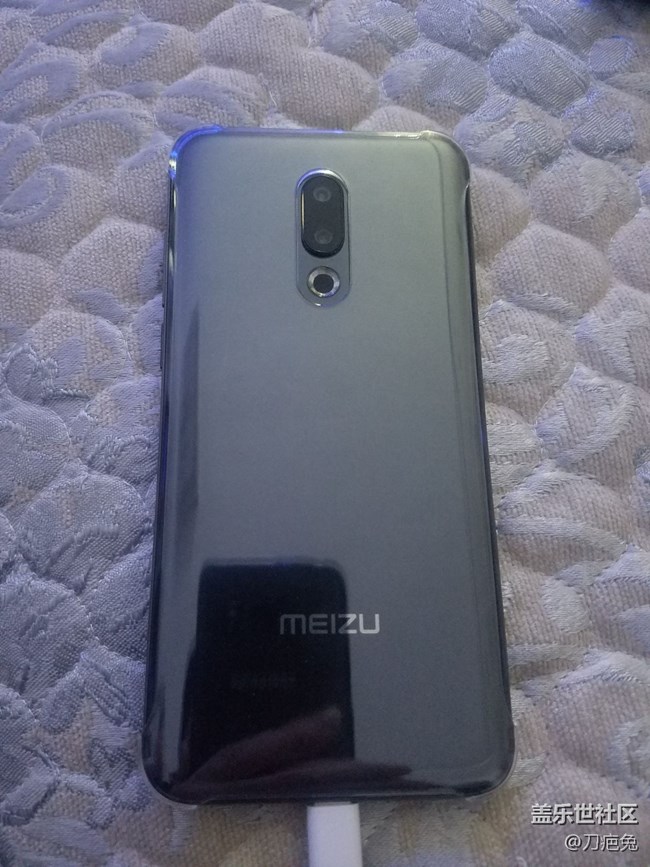 終于還是換手機了