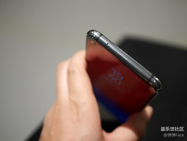 匠心獨(dú)具 慧眼識(shí)珠 三星Galaxy A8s全面評(píng)測(cè) 匠心獨(dú)具 慧眼識(shí)珠 三星Galaxy A8s全面評(píng)測(cè)