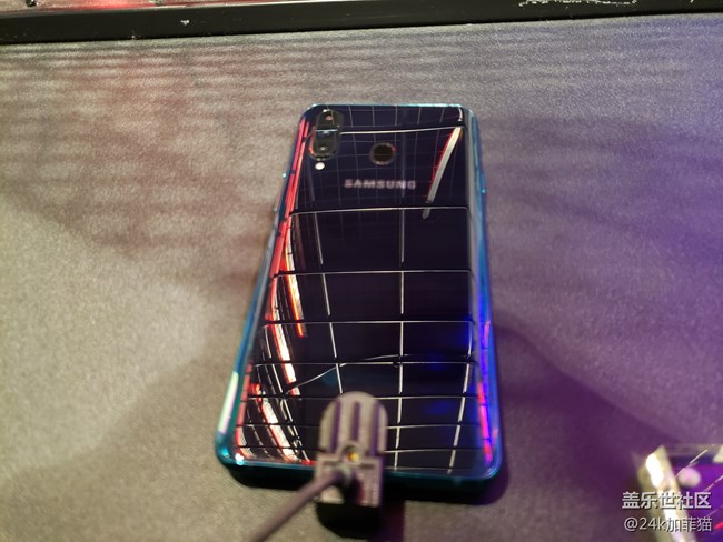 三星A8s發(fā)布會(huì)現(xiàn)場(chǎng)體驗(yàn)