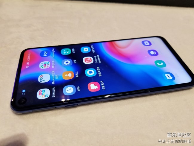 洞見未來 屏幕新形態(tài)-------三星Galaxy A8s新品發(fā)布會(huì)小記