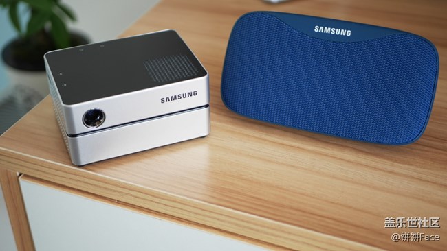 玲瓏小巧·精致有型 三星智能激光投影儀開箱圖賞 玲瓏小巧·精致有型 三星智能激光投影儀開箱圖賞