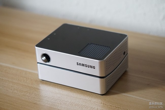 三星智能激光投影儀兩周體驗：尺寸如此mini，到底有何能耐？