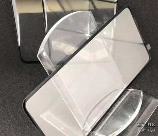 三星S10外形曝光：竟不是打孔屏？