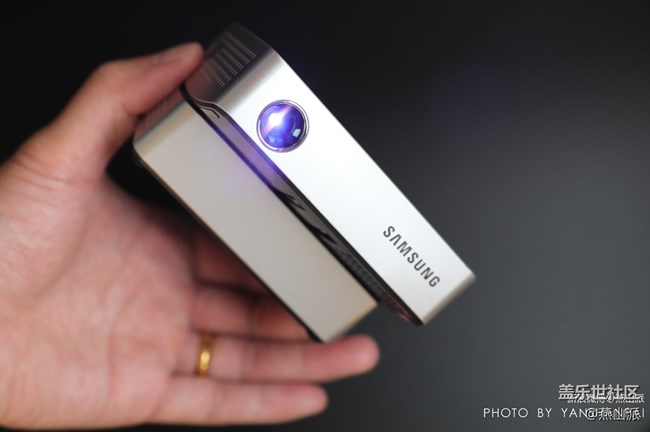 會變形夠高端，三星智能激光投影儀高清圖賞