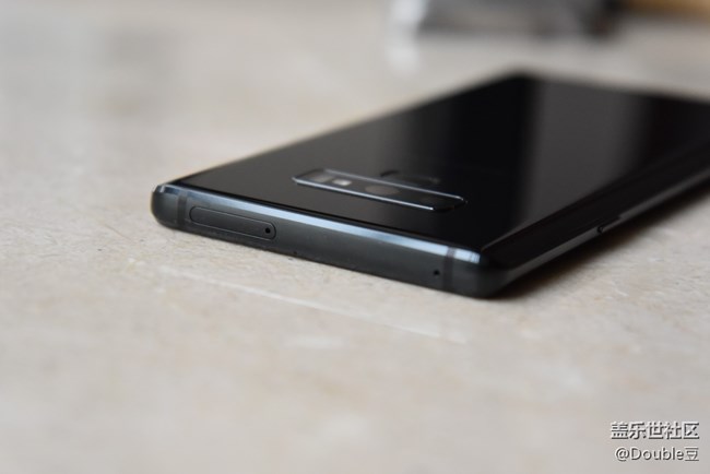 旗艦的最后堅守：三星Galaxy Note9外觀簡析