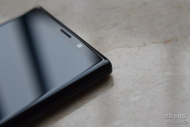 旗艦的最后堅守：三星Galaxy Note9外觀簡析