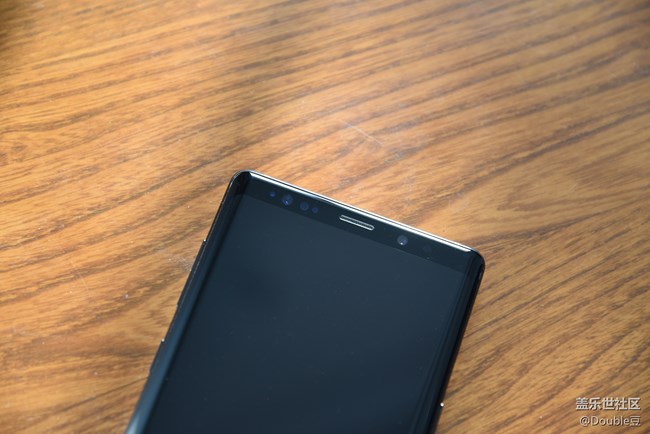 旗艦的最后堅守：三星Galaxy Note9外觀簡析