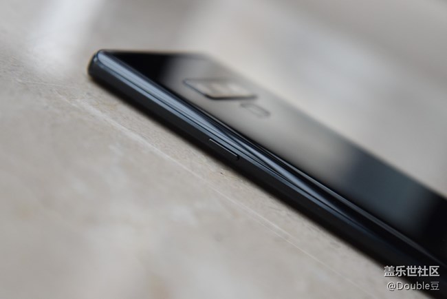 旗艦的最后堅守：三星Galaxy Note9外觀簡析