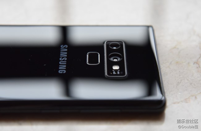 旗艦的最后堅守：三星Galaxy Note9外觀簡析