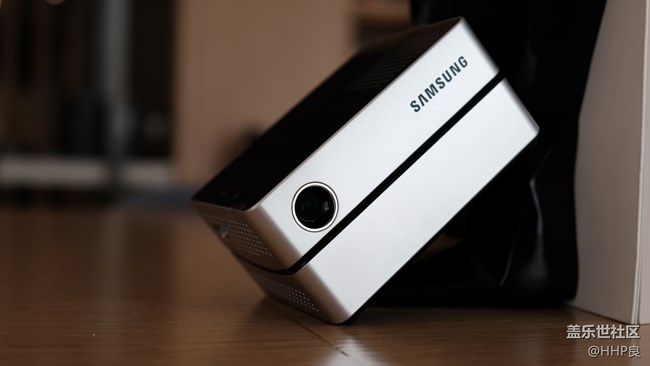 三星智能激光投影儀快速上手 三星智能激光投影儀快速上手