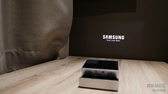 三星智能激光投影儀快速上手 三星智能激光投影儀快速上手