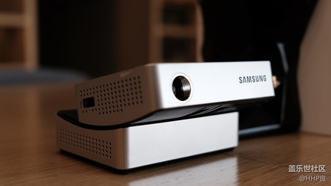 三星智能激光投影儀快速上手 三星智能激光投影儀快速上手