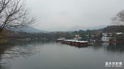 【2019嗨翻新年】+雪后漫步