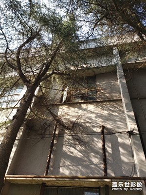 行走在過去的蠶絲廠里面，遇見從前慢