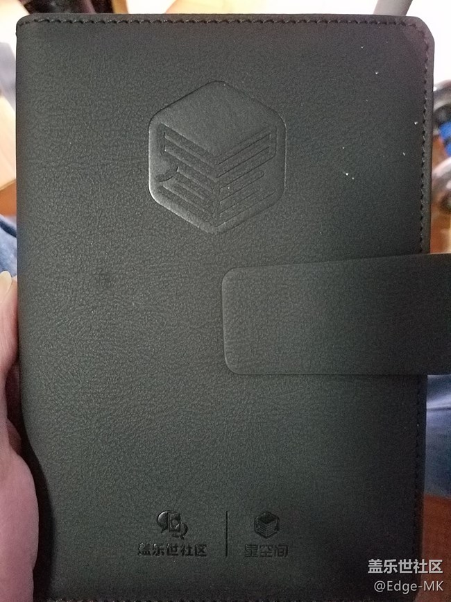 已經(jīng)入了mate20pro，三棒雞繼續(xù)用