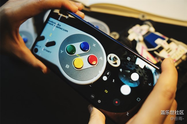 Galaxy A8s開箱，那“一點(diǎn)”的風(fēng)情