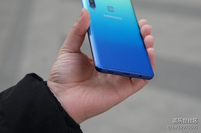 【A9s星粉體驗團】外觀&ID設(shè)計 Galaxy A9s評測Part1 【A9s星粉體驗團】外觀&ID設(shè)計 Galaxy A9s評測Part1