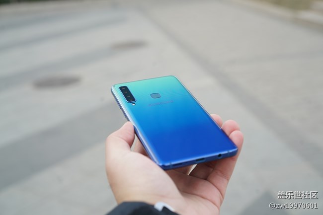 【A9s星粉體驗團】外觀&ID設(shè)計 Galaxy A9s評測Part1 【A9s星粉體驗團】外觀&ID設(shè)計 Galaxy A9s評測Part1