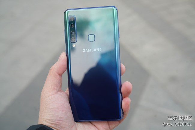 【A9s星粉體驗團】外觀&ID設(shè)計 Galaxy A9s評測Part1 【A9s星粉體驗團】外觀&ID設(shè)計 Galaxy A9s評測Part1