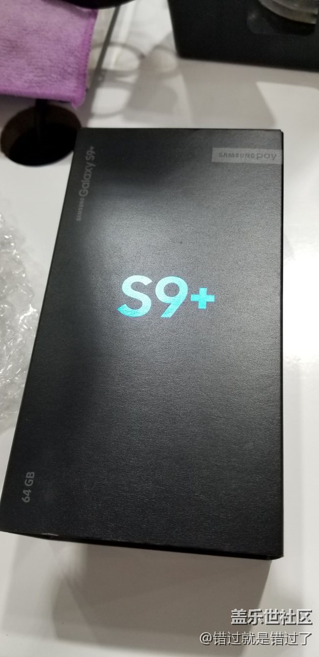 說實話這s9＋的后蓋手感沒有原來的s8＋的手感好