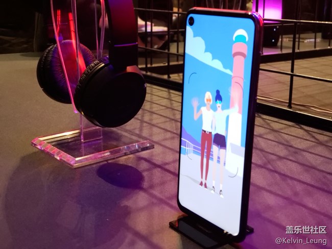 A8s上手，一個黑瞳，洞見未來。