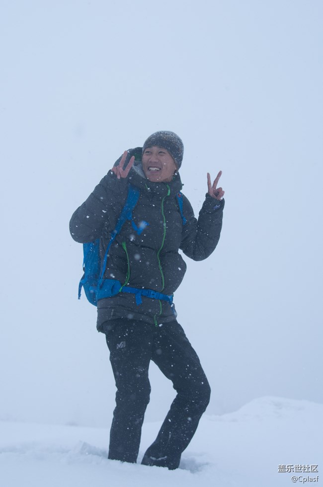 紛紛瑞雪落人間 雪鄉(xiāng)迎“星”年 紛紛瑞雪落人間 雪鄉(xiāng)迎“星”年