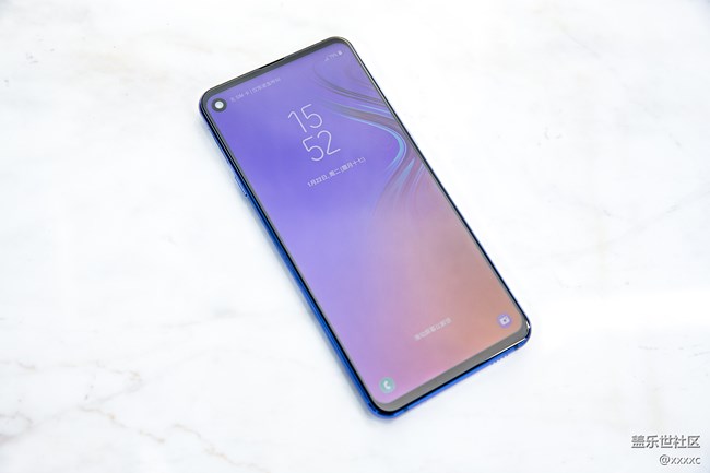 顏值在線、性價比出眾，三星Galaxy A8s年末壓軸登場