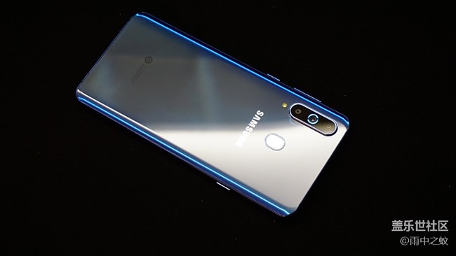 是妥協(xié)還是另辟蹊徑？黑瞳全視屏是一種什么體驗(yàn)？